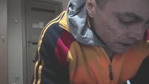 Snapshot of carin_the_body chatting on February 19, 6:54 pm Laz online show from February 19, 6:54 pm