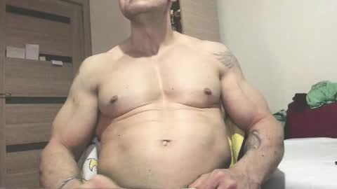 Snapshot of carin_the_body chatting on September 10, 9:13 pm Laz online show from September 10, 9:13 pm