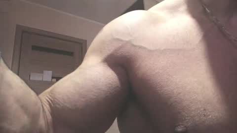 Snapshot of carin_the_body chatting on February 25, 6:47 am Laz online show from February 25, 6:47 am
