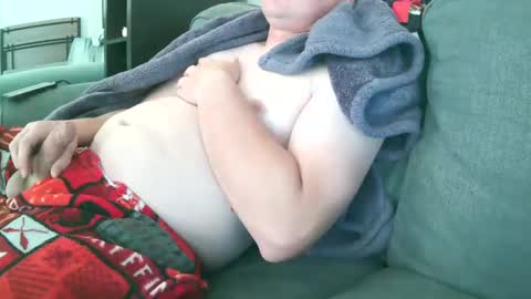 carolinaboy01 online show from December 14, 7:03 pm