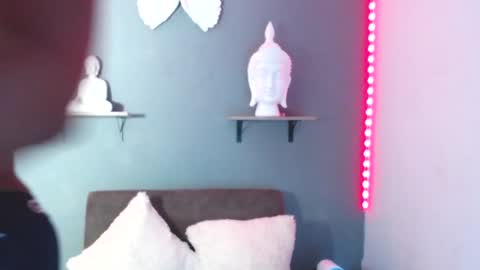 Carter Sam online show from December 17, 6:42 pm