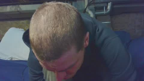 Snapshot of caseycasual24 chatting on December 12, 2:04 am casey online show from December 12, 2:04 am