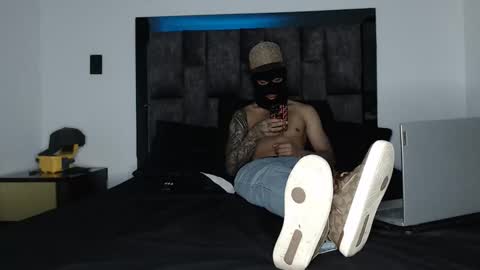 Snapshot of cash_master77 chatting on October 15, 10:50 pm Cash Master777 online show from October 15, 10:50 pm