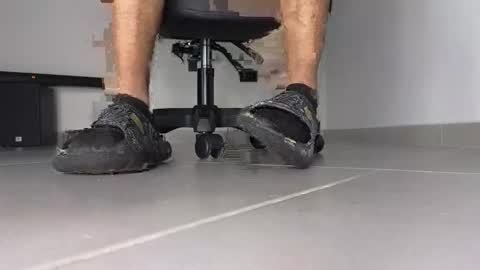 cash_master777 online show from December 17, 4:24 pm