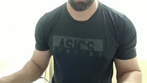 Snapshot of cashmastermuscle77 chatting on October 12, 9:42 pm cashmastermuscle77 online show from October 12, 9:42 pm