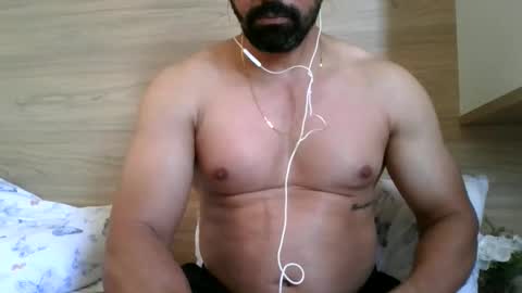 Snapshot of cashmastermuscle77 chatting on September 28, 4:38 pm cashmastermuscle77 online show from September 28, 4:38 pm