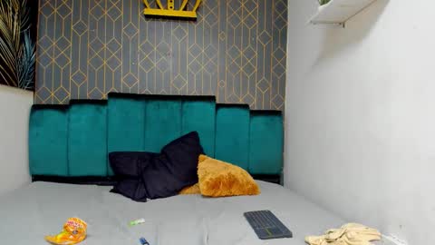 Casike online show from November 13, 1:43 am