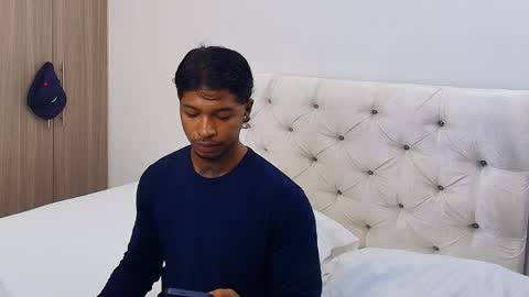 CASSIAN GOLD online show from April 26, 1:03 am