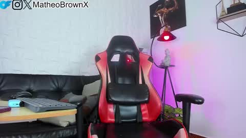 Snapshot of casticatheking chatting on October 6, 8:13 pm Matheo Brown online show from October 6, 8:13 pm