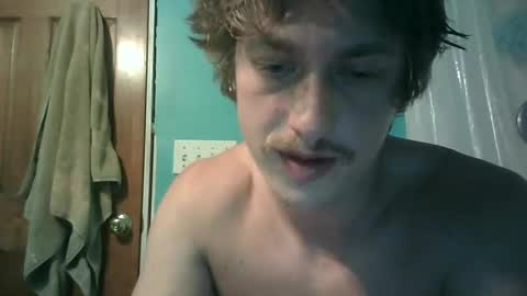 Snapshot of castration40 chatting on October 2, 9:35 am castration40 online show from October 2, 9:35 am