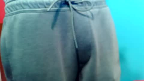 Snapshot of castration40 chatting on October 18, 5:45 am castration40 online show from October 18, 5:45 am