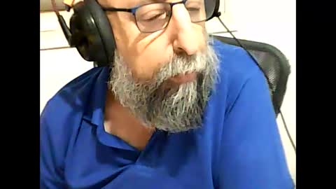 casual53 online show from December 18, 4:09 am