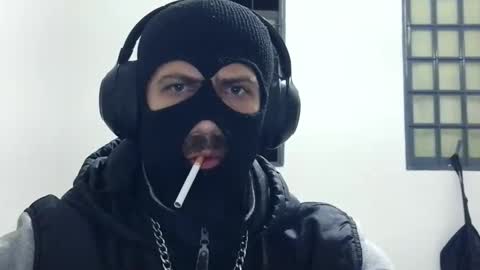 Carlos A online show from April 21, 12:46 am