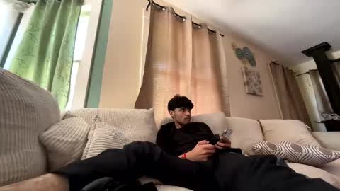 cezarthebreeder online show from April 29, 5:30 pm