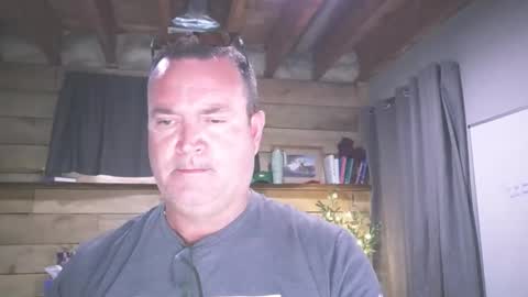 chadmichaell online show from April 22, 7:18 pm