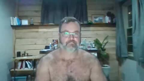 chadmichaell online show from February 5, 12:50 am