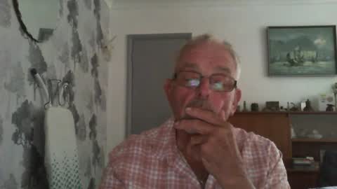 Champers online show from July 26, 11:40 am