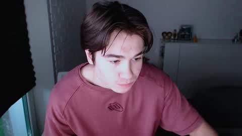 Snapshot of charleshanson69 chatting on October 12, 1:05 pm charleshanson69 online show from October 12, 1:05 pm