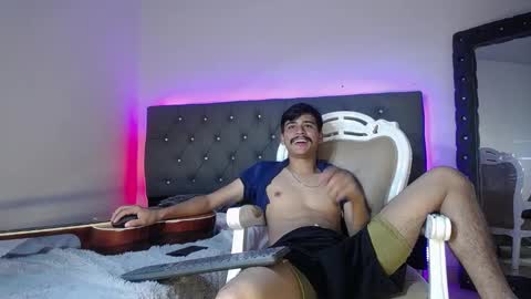 Snapshot of charlie_cock_ chatting on September 13, 5:19 am Charlie online show from September 13, 5:19 am