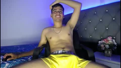 Charlie online show from November 11, 4:28 am