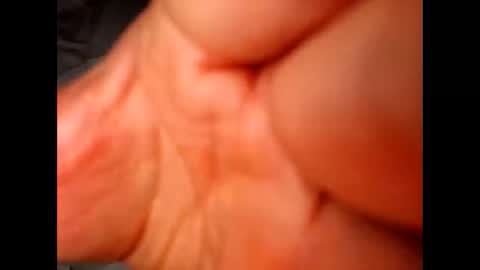 1 online show from November 6, 4:37 am