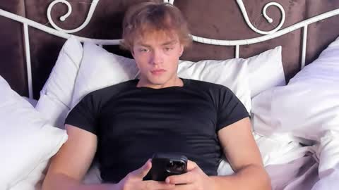 Chase online show from October 1, 10:30 am