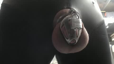 ChastitySlave90 online show from October 21, 5:05 pm