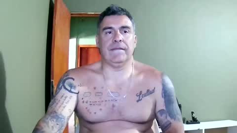 Snapshot of chato012 chatting on December 10, 6:17 pm chato012 online show from December 10, 6:17 pm