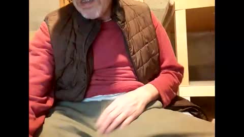 Snapshot of chevy69 chatting on December 18, 12:43 am chevy69 online show from December 18, 12:43 am