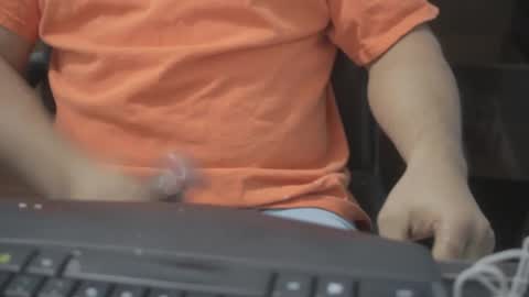 Snapshot of chicagoalex68 chatting on December 28, 1:18 am chicagoalex68 online show from December 28, 1:18 am