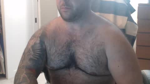 Snapshot of chicagoguy86 chatting on October 15, 3:47 am Chicagoguy86 aka Benny Cooper online show from October 15, 3:47 am
