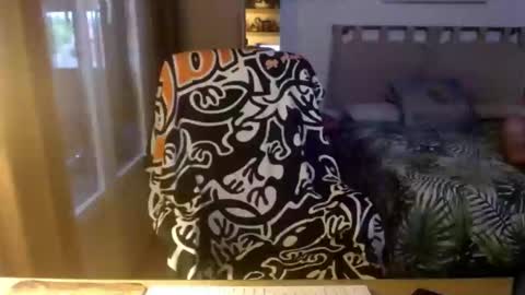 chicocam1983 online show from February 15, 5:50 pm