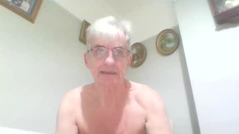 chipper341596 online show from December 29, 6:14 am