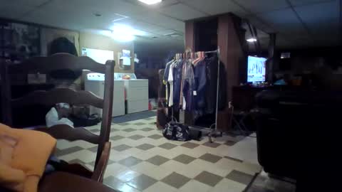 chippy70 online show from April 23, 3:36 pm