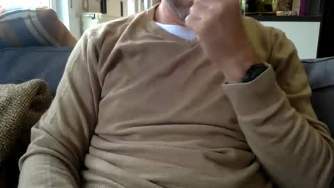 chris13abcd online show from September 11, 6:45 am