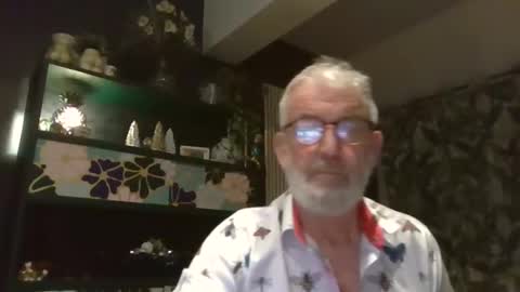 chris1404 online show from December 22, 1:12 am