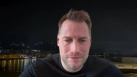 Chris online show from February 3, 10:25 am