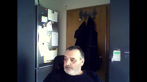 Snapshot of chris250268 chatting on December 24, 10:01 am Chris online show from December 24, 10:01 am