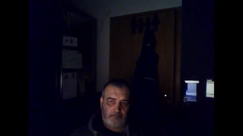 Snapshot of chris250268 chatting on January 11, 2:41 am Chris online show from January 11, 2:41 am