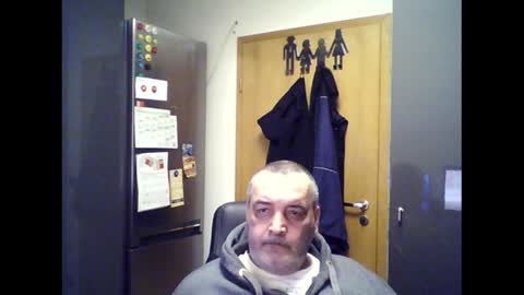 Snapshot of chris250268 chatting on January 5, 4:36 am Chris online show from January 5, 4:36 am