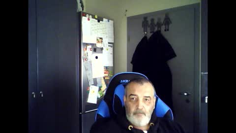 Snapshot of chris250268 chatting on September 16, 8:59 am Chris online show from September 16, 8:59 am