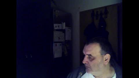 Snapshot of chris250268 chatting on February 9, 6:01 am Chris online show from February 9, 6:01 am