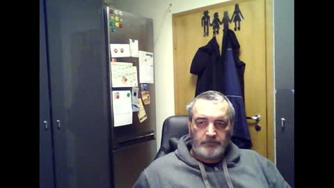 Snapshot of chris250268 chatting on February 6, 6:56 pm Chris online show from February 6, 6:56 pm