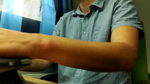 chris280989 online show from April 25, 8:06 am