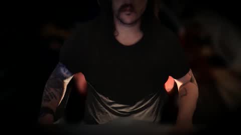 Chris online show from April 22, 4:41 am