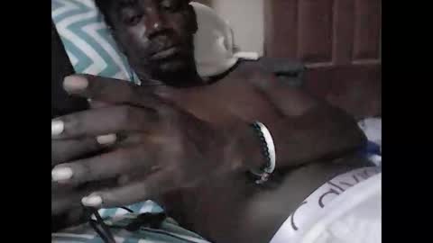 Snapshot of chris97762 chatting on October 14, 7:48 am chris97762 online show from October 14, 7:48 am
