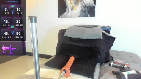 chris_milleer online show from February 20, 12:19 am