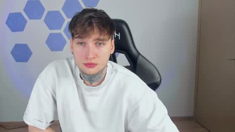 Chris Tyson online show from January 23, 2:44 am