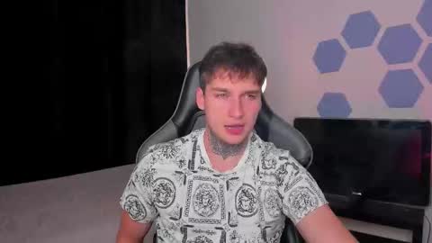 Chris Tyson online show from September 14, 2:02 am