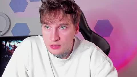 Chris Tyson online show from October 19, 12:37 am